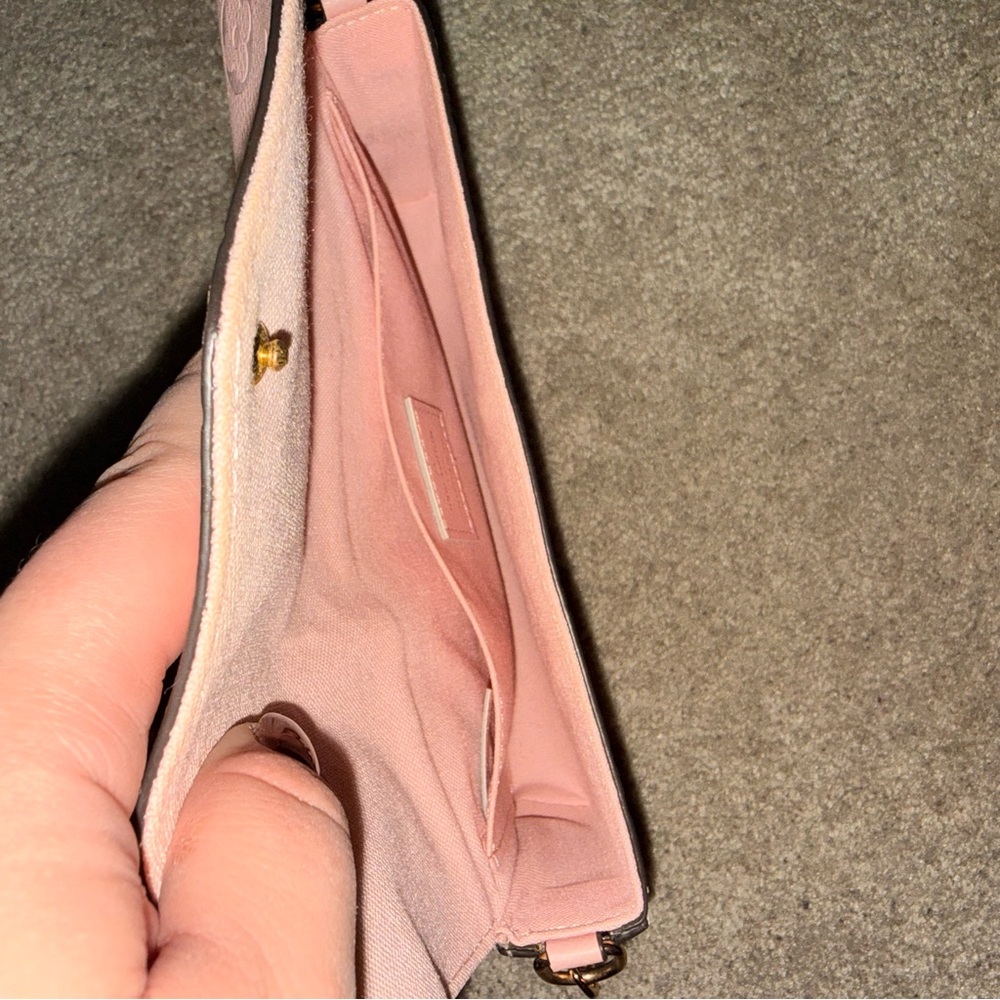 Pink Crossbody Bag with Gold Chain - Picture 6 of 7